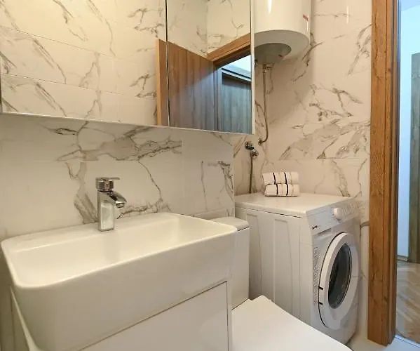 Oskar Lejlighed Podgorica