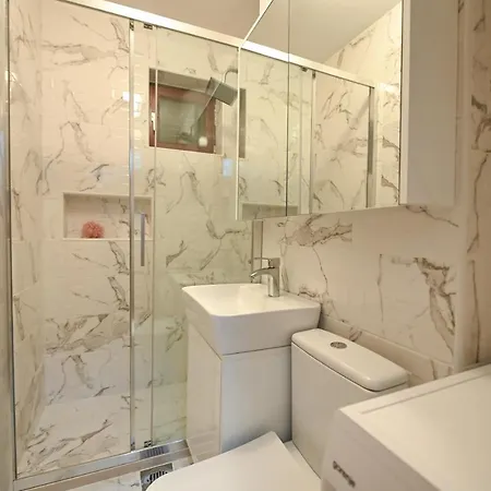 Apartman Oskar *