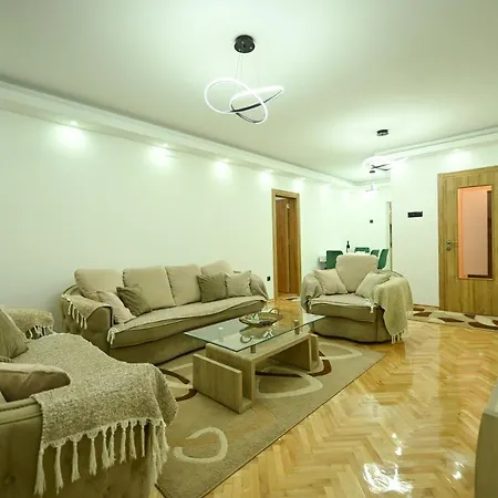 Oskar Apartman
